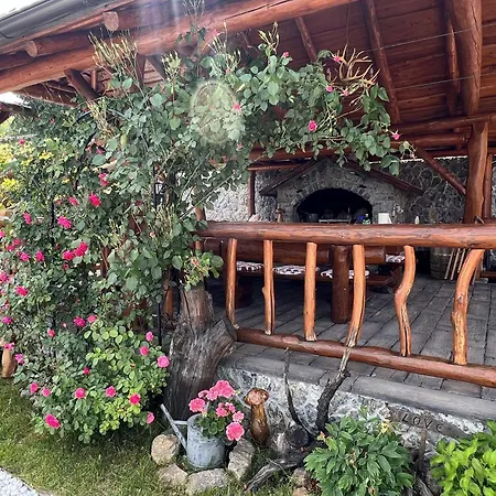 Rustic Roza With Outdoor Pool In Villa Kupjak