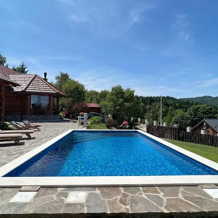 Rustic Roza With Outdoor Pool In *