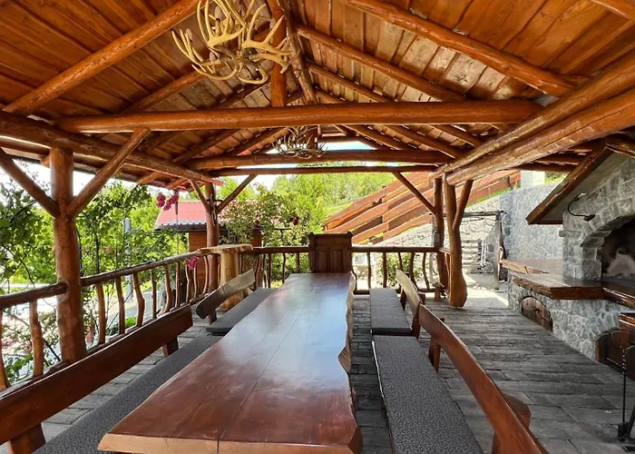 Rustic Roza With Outdoor Pool In *