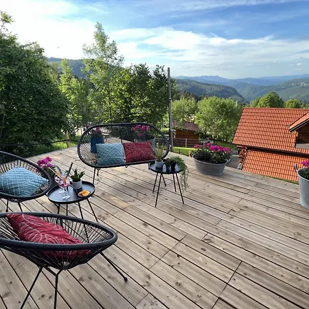 Rustic Roza With Outdoor Pool In Kupjak
